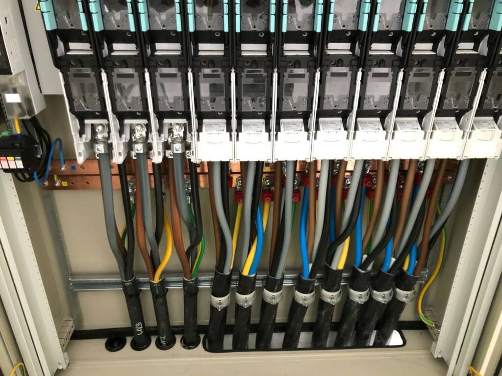 RWA Raiffeisen Ware Austria AG 2 manexa group realisation